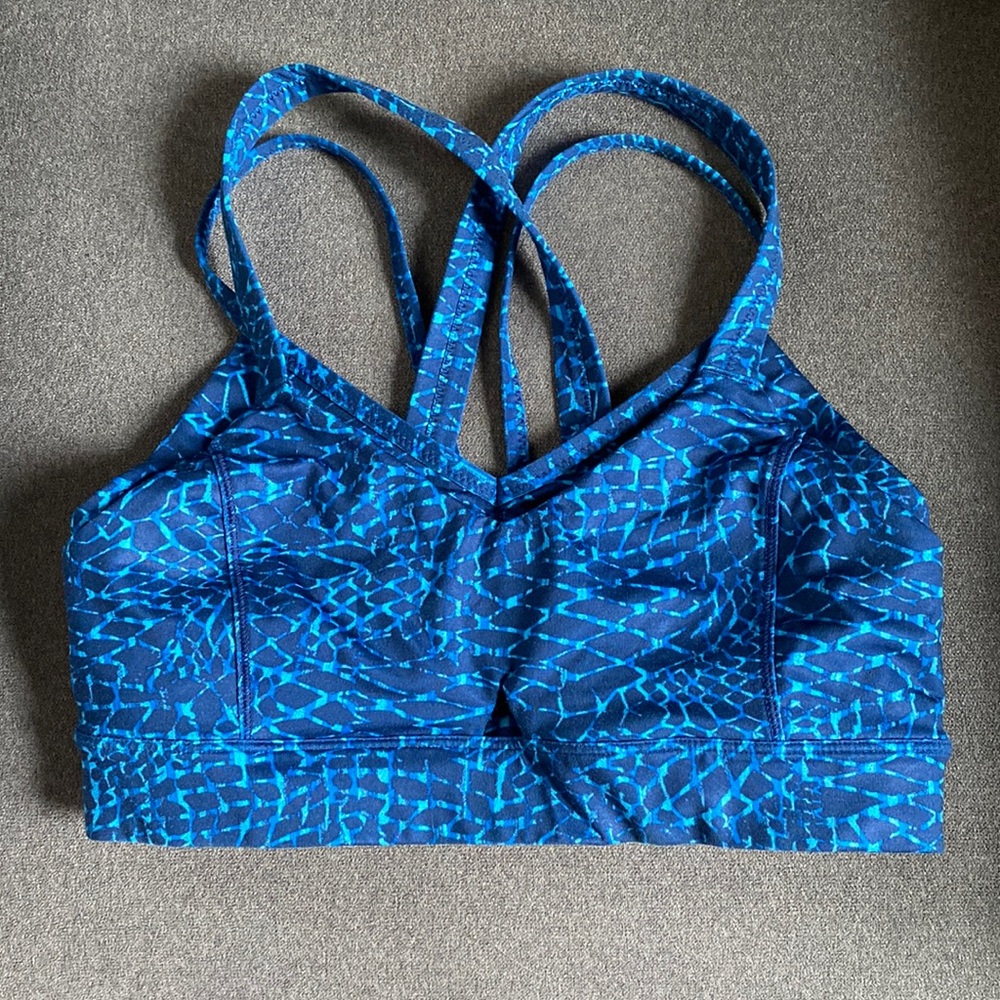 Lululemon Run for Days bra